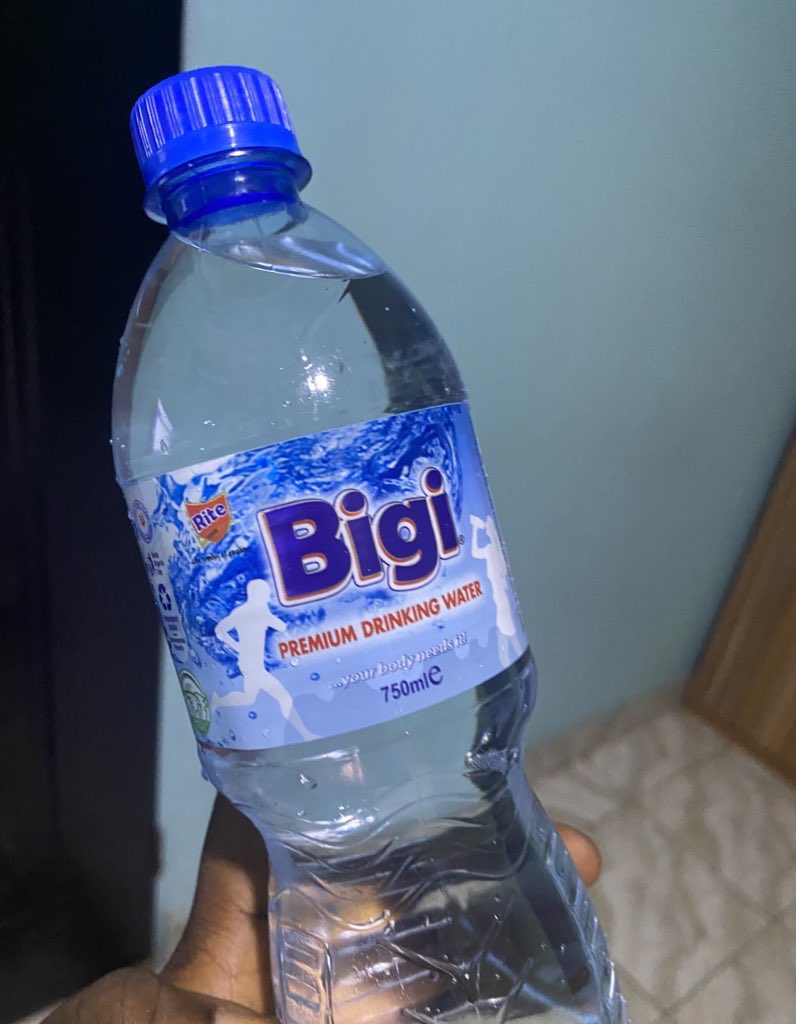 FunmiKolz's tweet photo. Water no get enemy. https://t.co/oAkyIIgZbp