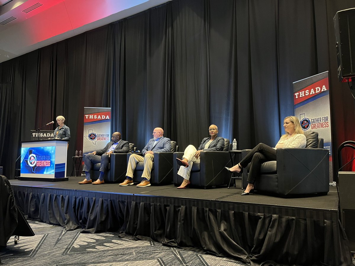 AliefTaylor_FB's tweet photo. Special shout out to Yaquanda Williams, our Head Athletic Trainer‼️ Doc Williams was a panel member on the Student-Athlete Safety and Training Panel in the THSADA (Texas high school athletic director association) Convention‼️ Great Job‼️ We are so proud‼️ #AliefProud https://t.co/mTnfEUPgRe