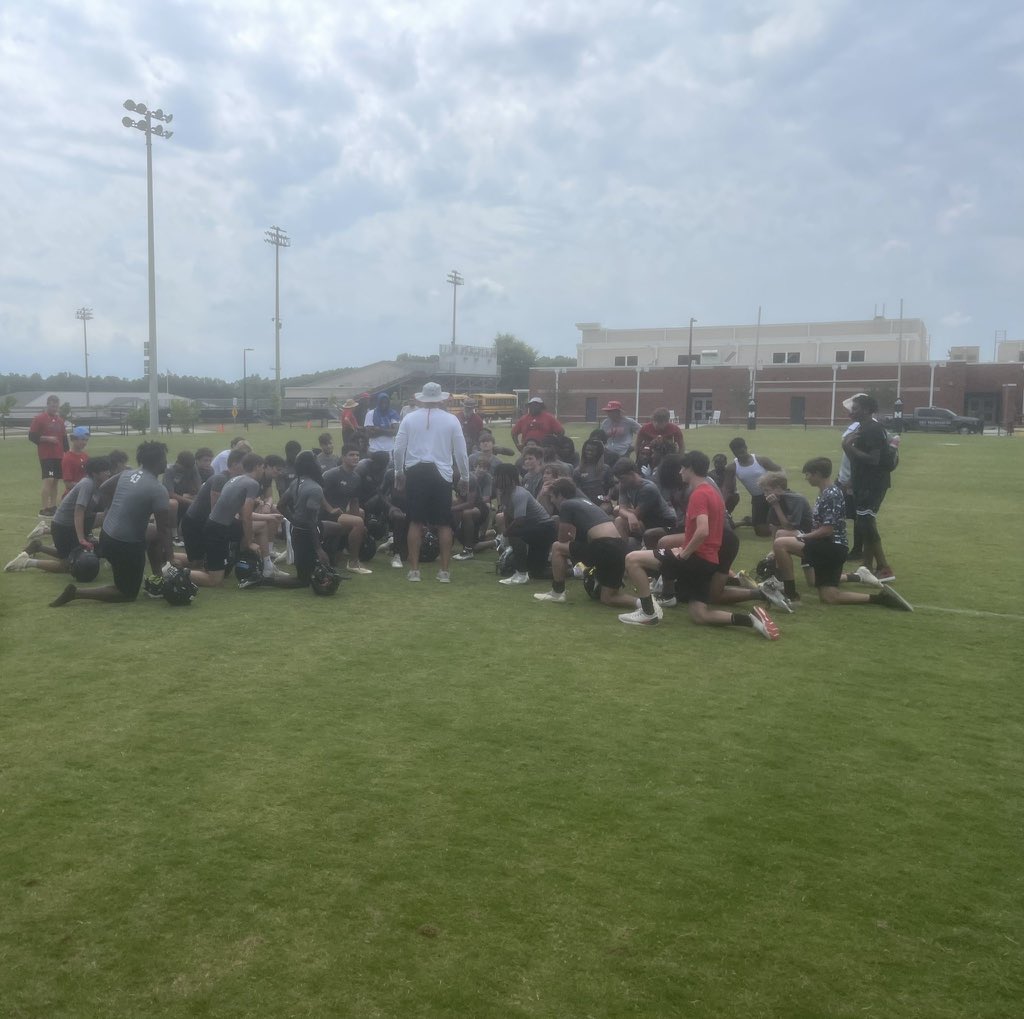 brendan_koerner's tweet photo. @MorganCounty_FB just finished up their most recent summer OTA camp that had Loganville, Madison County and Cherokee Bluff in attendance.

Bulldogs’ TJ Thompson put on a clinic during the 7-on-7 portion of the camp ‼️👀 https://t.co/Tzvbz6waGU