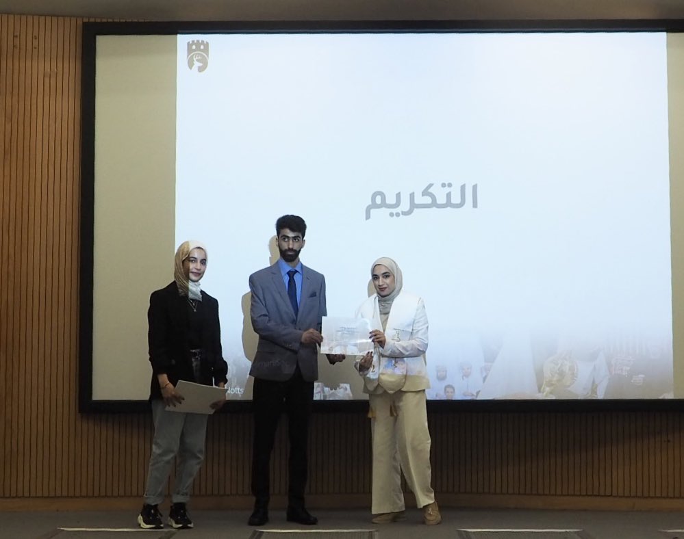 NottsOmaniSoc's tweet photo. بعض المقتطفات من حفل خريجي دفعة ٢٠٢٢🎓✨ https://t.co/NDEMRk3uRN