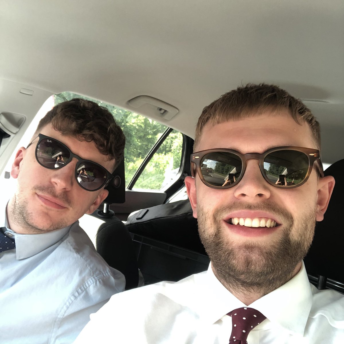 On the way down to Essex with <a href="/AndyEducMutual/">Andrew Marsh</a> for the <a href="/Zenergi/">Zenergi</a> SBM summer conference! 

Who will be there tomorrow?😁