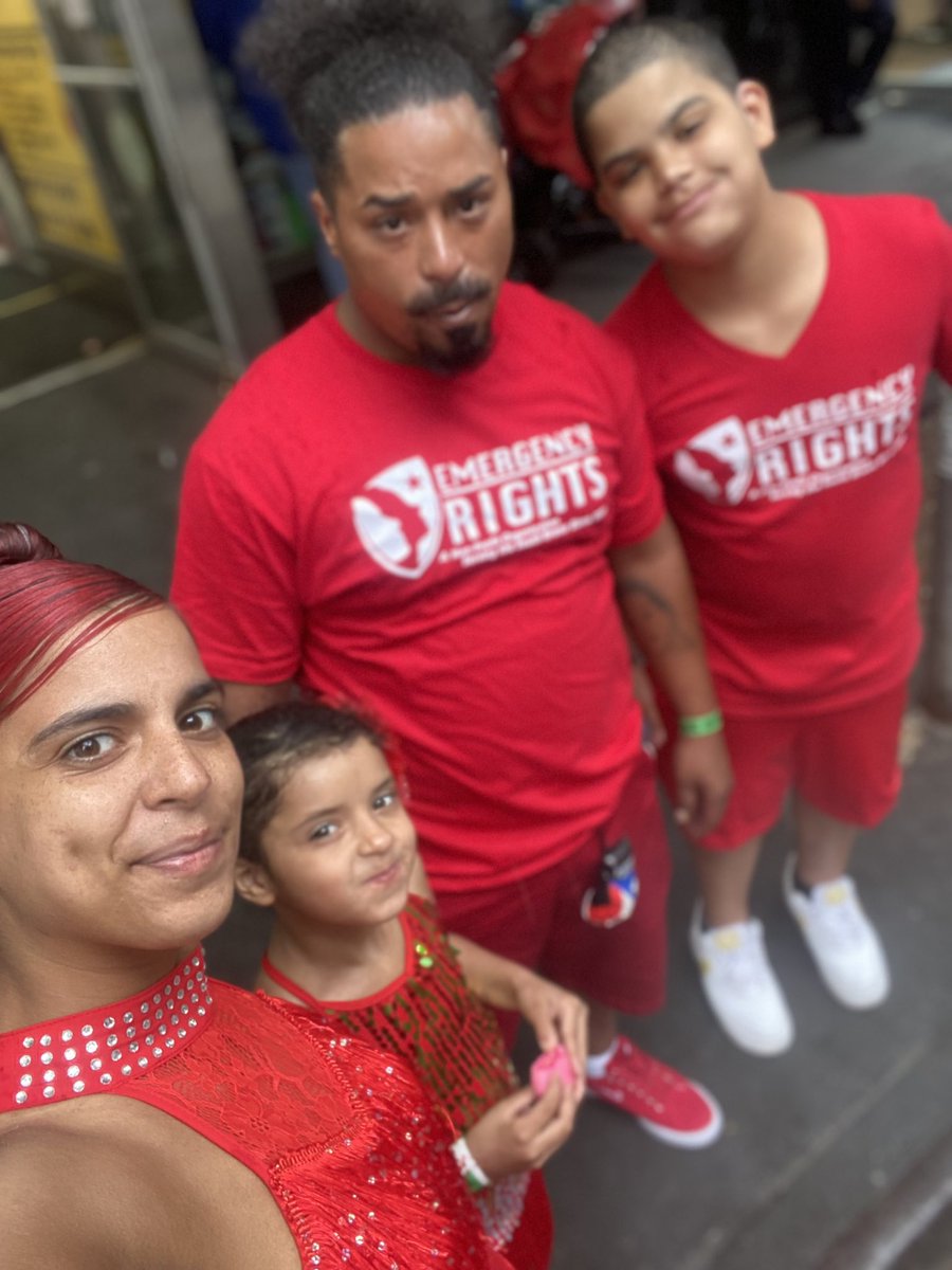 FlakaR1's tweet photo. #TheReyesTakeOverPuertoRicanDayParade #nycprparade #PRparade #puertoricandayparade #orgulloboricua #pridemonth🏳️��🌈 #puertoricoweek🇵🇷 https://t.co/HsQIPSml7K