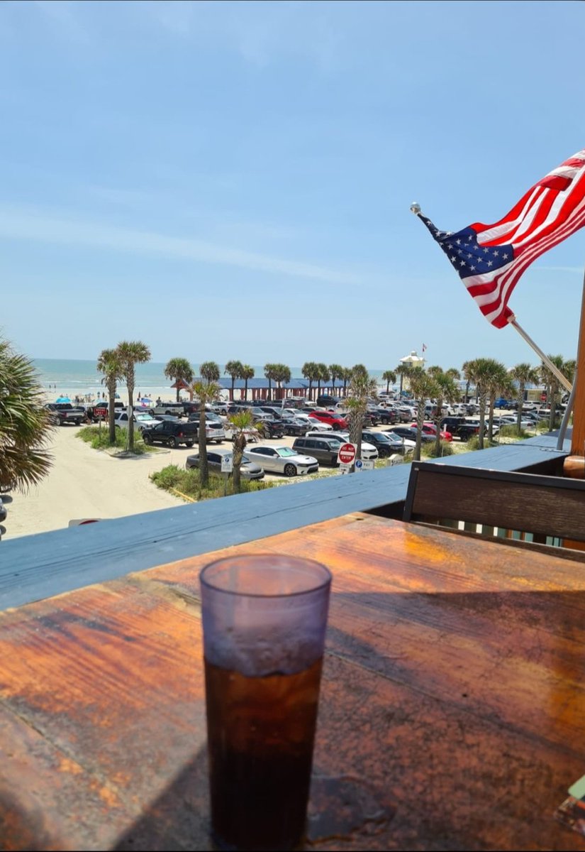 CoreAmenity's tweet photo. Not bad, for today's office view ☀️ https://t.co/T7jOxjFDXV