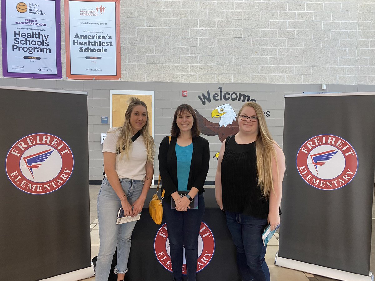Welcomed some new teachers onto our Eagle team today! 🌻🦅#OurFES @FEScomal <a href="/Abbey_Batey/">Abbey Batey</a> <a href="/Ktbiggs00/">Katie Biggs, NBCT</a>