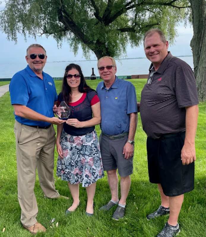 Last night I attended the President Circle Trophy Presentation &amp; was awarded "Outstanding Sales Achievement" for the year of 2021. 
What an awesome night it was! 😀