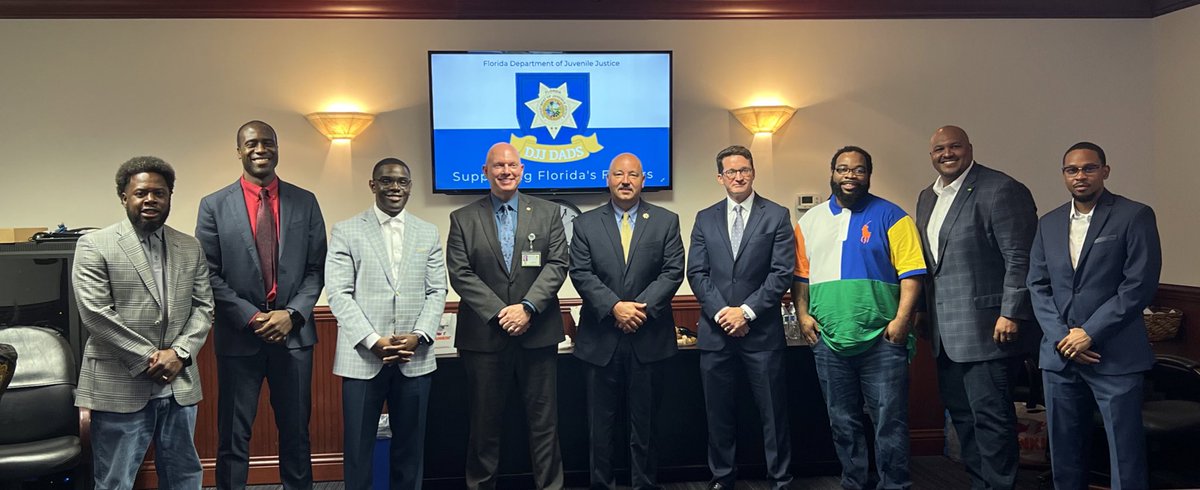 FL_Corrections's tweet photo. Sec Dixon was honored to participate in today’s @fladjj Fatherhood Roundtable Discussion which paired state agencies with community organizations to discuss the very important task of being an active father and how we can improve our communities. #ProudFLDad https://t.co/y1VP7s7IKB