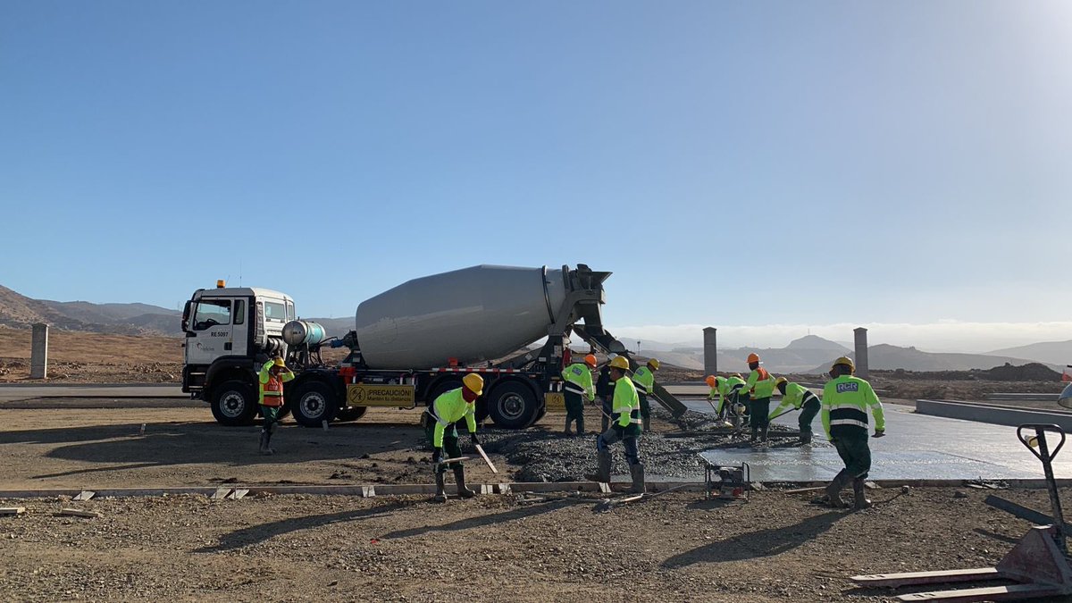 Ramon Planas (@planasmasip) on Twitter photo Trabajo en proceso: #OptipaveVRS en #Tijuana
👷🏽♂️Cuadrillas propias especializadas en sistemas de #pisosindustriales de alto desempeño.
@RinolMexico #n1enpisosindustriales
<a href="/RCRIF/">RCR Ind. Flooring</a> #Lideresdelmundoplano Trabajo en proceso: #OptipaveVRS en #Tijuana
👷🏽♂️Cuadrillas propias especializadas en sistemas de #pisosindustriales de alto desempeño.
@RinolMexico #n1enpisosindustriales
<a href="/RCRIF/">RCR Ind. Flooring</a> #Lideresdelmundoplano