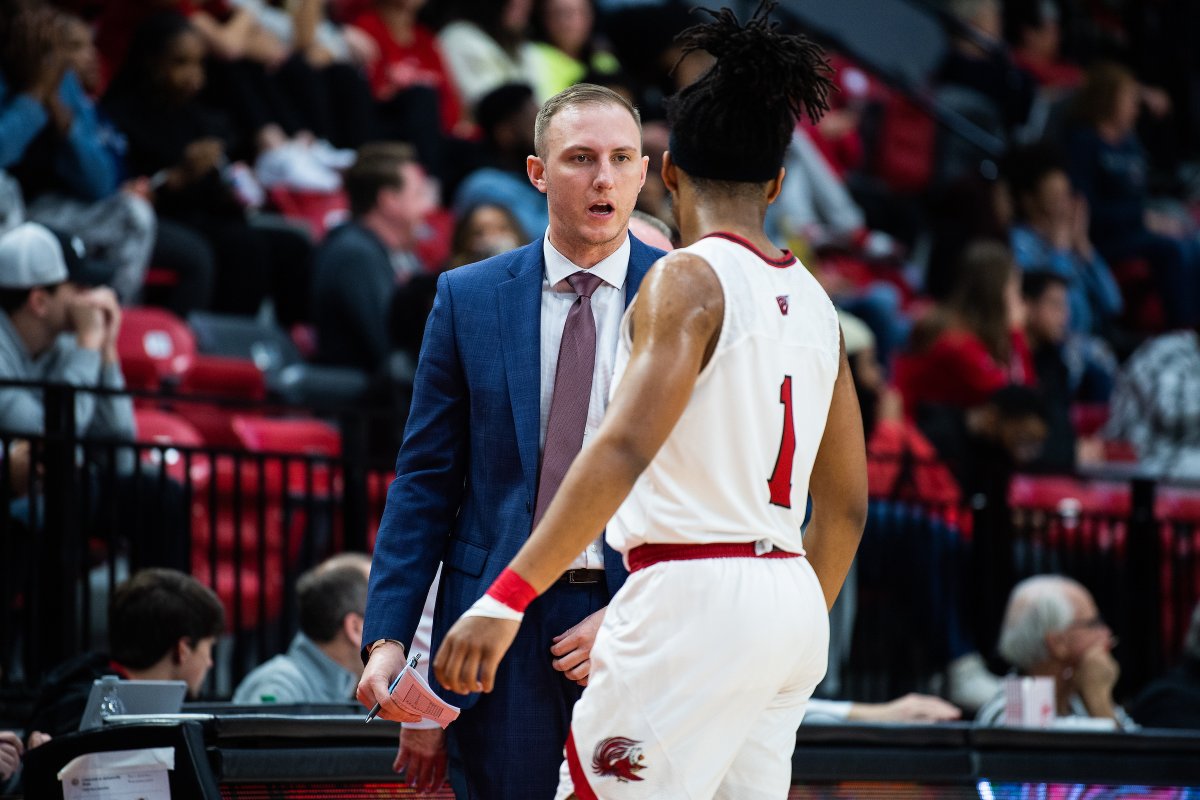 JSUGamecocks's tweet image. Gamecocks add Dennan Morrow to 2022-23 MBB coaching staff! 🐔🏀
🔗 bit.ly/3HkCsQM