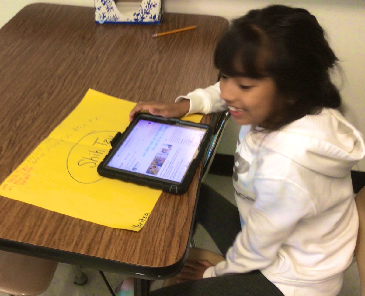 msfunksclass's tweet photo. Reading &amp; researching with @epic4kids #learning #reading #nonfiction #research @PHSD23 @D23Sullivan @D23Ross #3rdgrade #summerbridge #summerschool https://t.co/ORAvBvTUEc