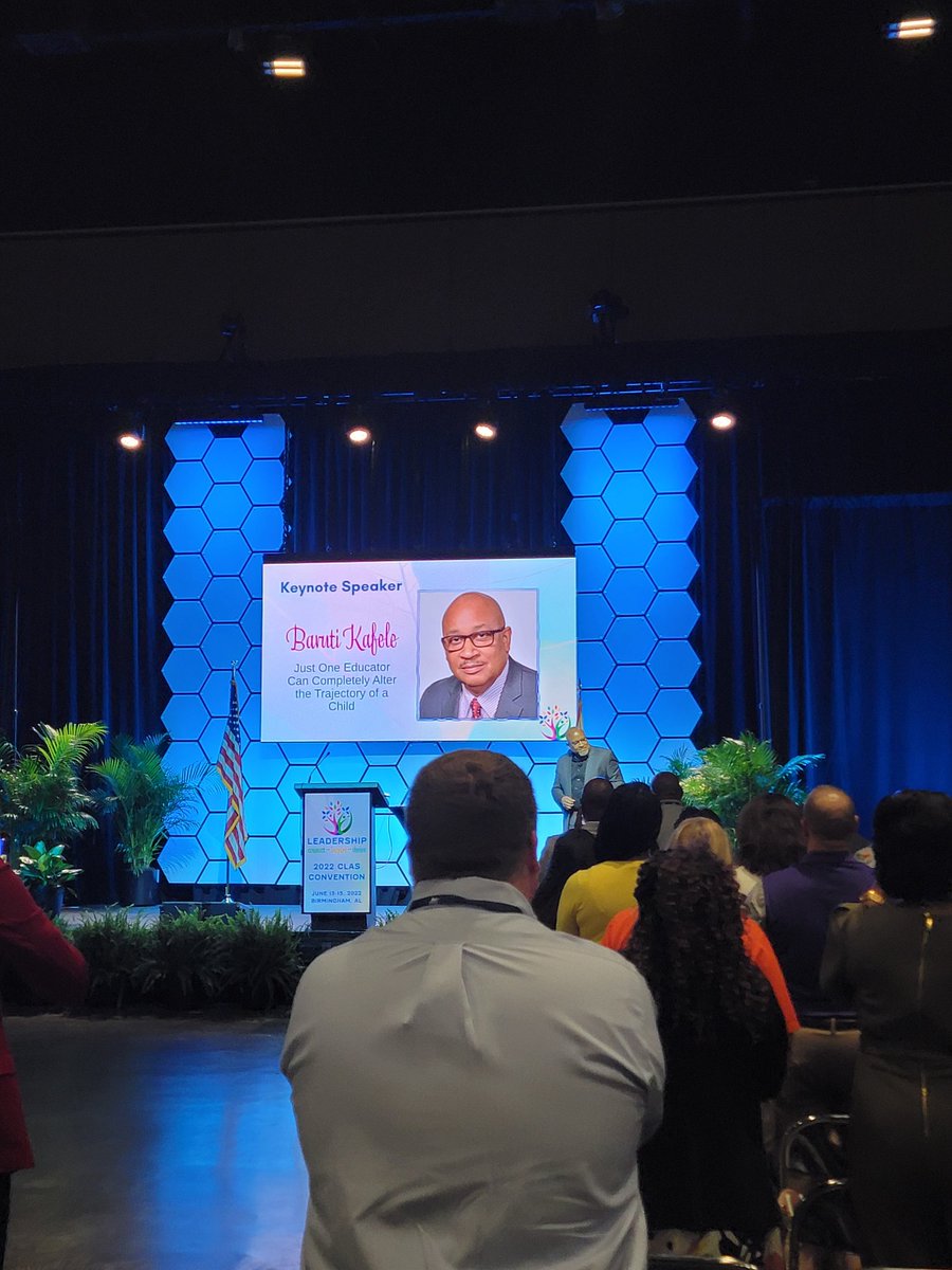_BrittanyWJ's tweet photo. What a great session this morning! I am fired up and ready for my first year as a principal! It was such an honor to meet Principal Kafele in person and share my story with him! @PrincipalKafele @clasleaders #clasconv22 #PrincipalJohnson #TalladegaCitySchools https://t.co/n7Vj9jI7X8