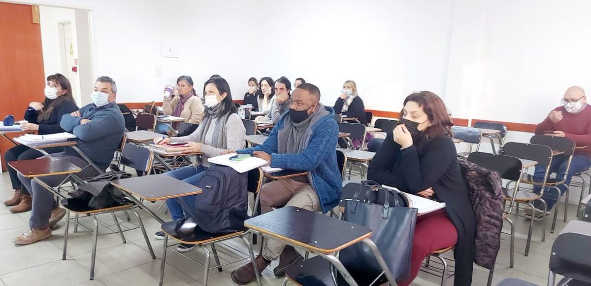SindicatoDSalud's tweet photo. #SAMO365
En el @InstitutodelSSP clase 11 del Curso de SAMO Nivel I
Comision l
📝 PAMI. TAD
@NovionClaudia
Maite Charterina
Lucila Moreno
#CapacitandoElPresente📚
#PensandoEnElFuturo💻 https://t.co/4HcFKTQ1U1