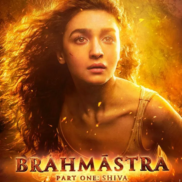 ThePodcastation's tweet photo. Healthy buzz for the Brahmastra Trailer. Trailer out tomorrow
#BrahmastraTrailerTomorrow https://t.co/b5ODoR0ktT