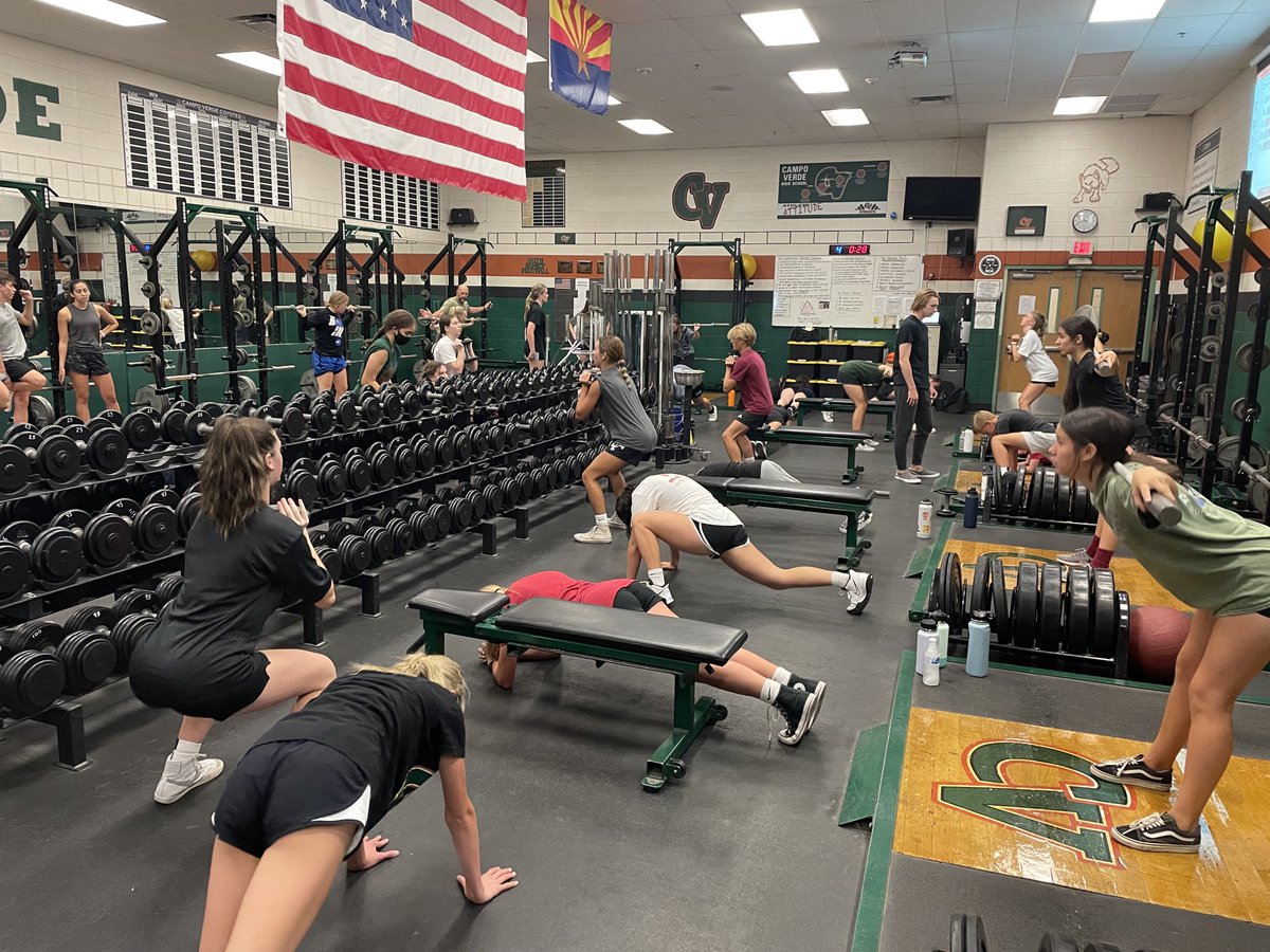 CampoStrength's tweet image. Our 12th annual “Coyote Strength Camp” is off to a great start. Over 200+ campers (Grades 5-12) in 4 sessions working hard to improve in all areas of strength and explosiveness! #CVStrong ⁦@CVHSYotes⁩
