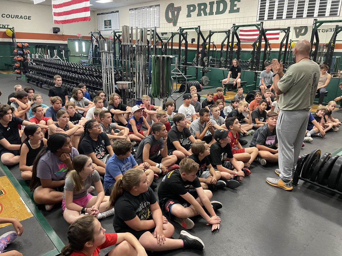CampoStrength's tweet image. Our 12th annual “Coyote Strength Camp” is off to a great start. Over 200+ campers (Grades 5-12) in 4 sessions working hard to improve in all areas of strength and explosiveness! #CVStrong ⁦@CVHSYotes⁩