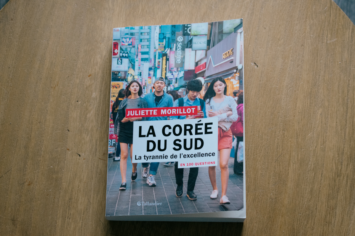 hellolacoree's tweet photo. Découverte du livre 📔"La Corée du Sud en 100 questions : La tyrannie de l'excellence" de Juliette Morillot paru aux éditions @Ed_Tallandier :  https://t.co/mGa6DCtCuP  - #coree https://t.co/YhVttu9b6g