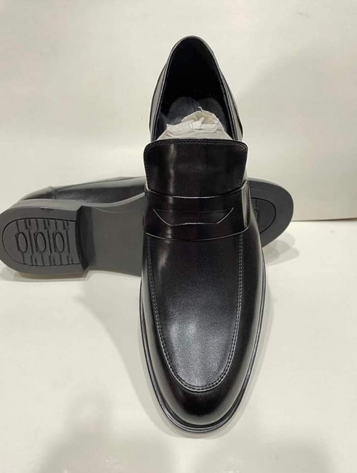 Naberzshoes's tweet photo. Order for these gentls  at 165,000ugx 
We also have casual  boots,office shoes,moccasins,sandles,sneakers,allstars,vans,heals,pumps and opens
Dm or whatsApp on +256 751902113 for deliveries
Support me
Kindly 
#Naberzshoes https://t.co/bw45zuJ7nD