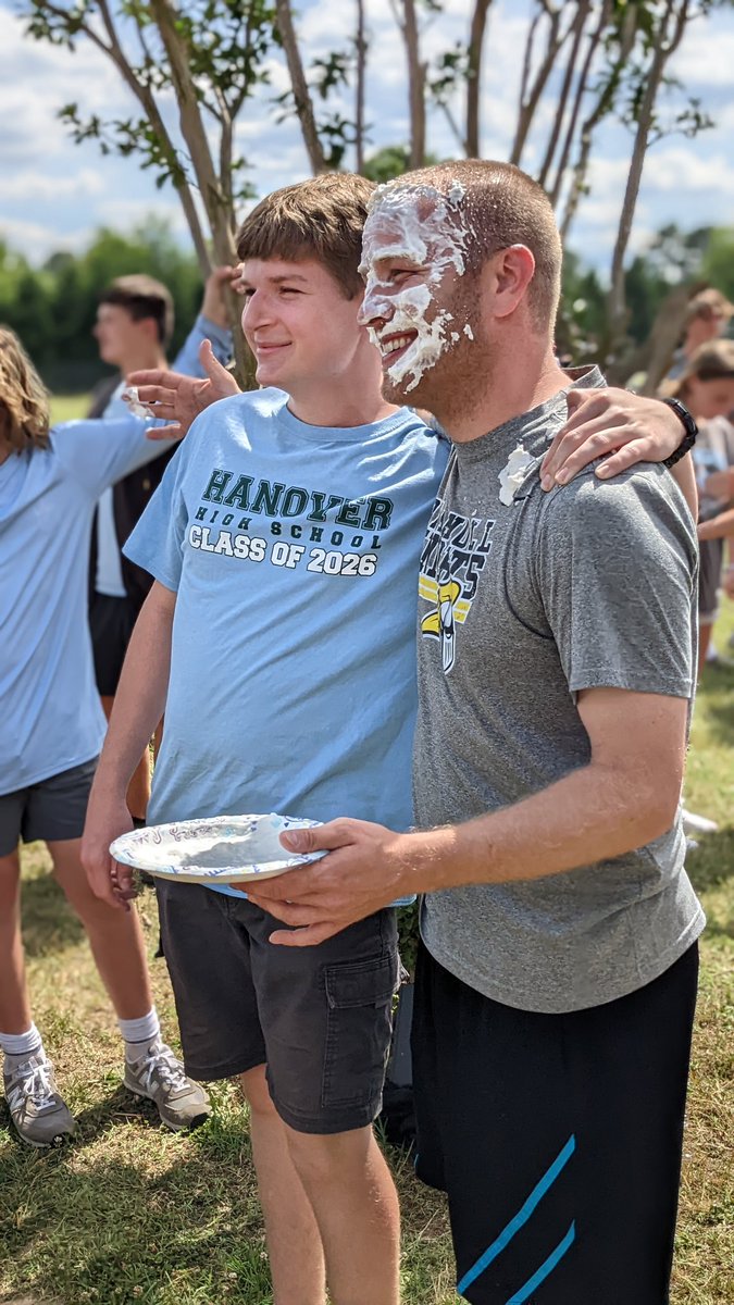 Oak Knoll Middle School tweet media