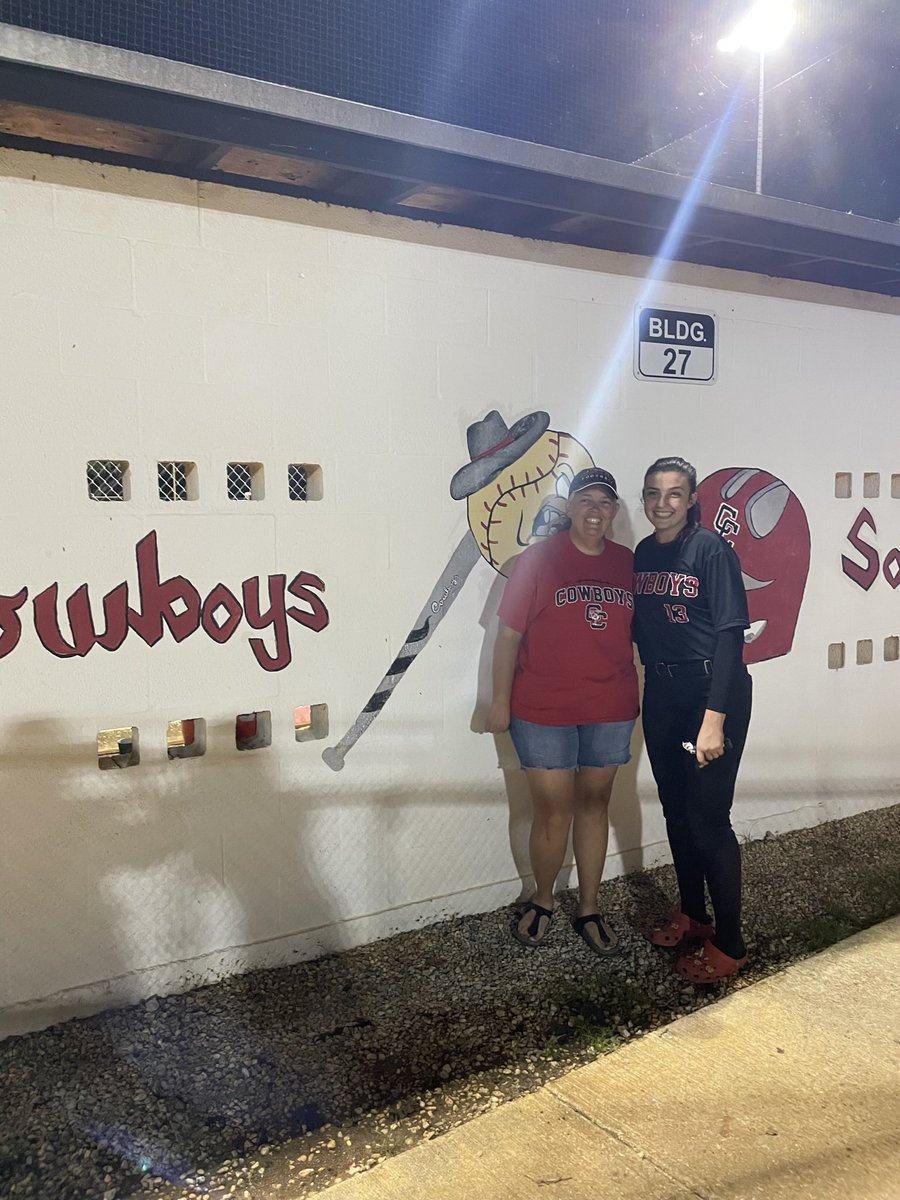 Jessica Heywang tweet media