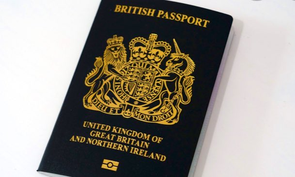LilianGreenwood's tweet image. Helping constituents with problems is an important part of an MP’s job. Great to hear from a family who had waited 14 weeks for their daughter’s passport that they were finally able to collect it yesterday ahead of their holiday tomorrow. Glad to be able to help #BacklogBritain