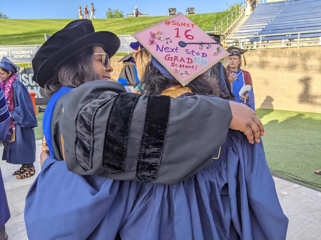 Congratulations again to all our bachelor of arts music graduates from 🎼 Tiara Abraham to 🥁 Mars Lewis and 🎹 <a href="/ColeYudelson/">Cole Yudelson</a> Cole Yudelson to all those not pictured. We know the faculty and <a href="/UCDLandS/">UC Davis Letters and Science</a> Dean @atekwanae are proud of you.

📷 thanks to <a href="/sopranotiara/">Tiara Abraham</a>!