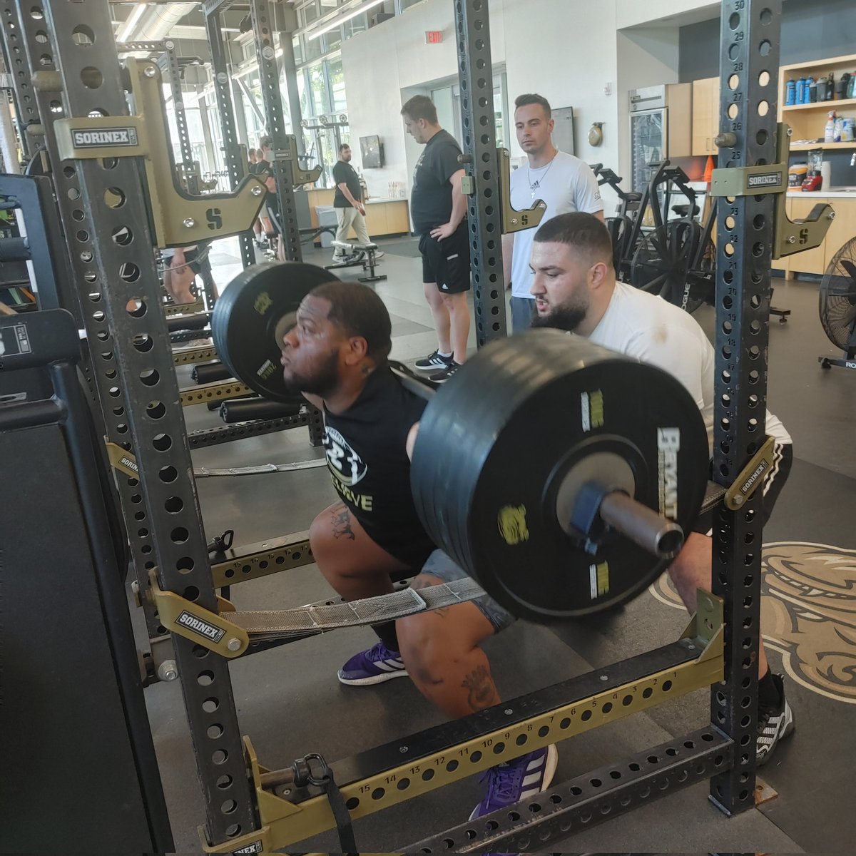 CoachCiocci's tweet photo. Love the summer

#BIGDAWGS #5STRONG @BryantUFootball https://t.co/CWKF7bDDfh