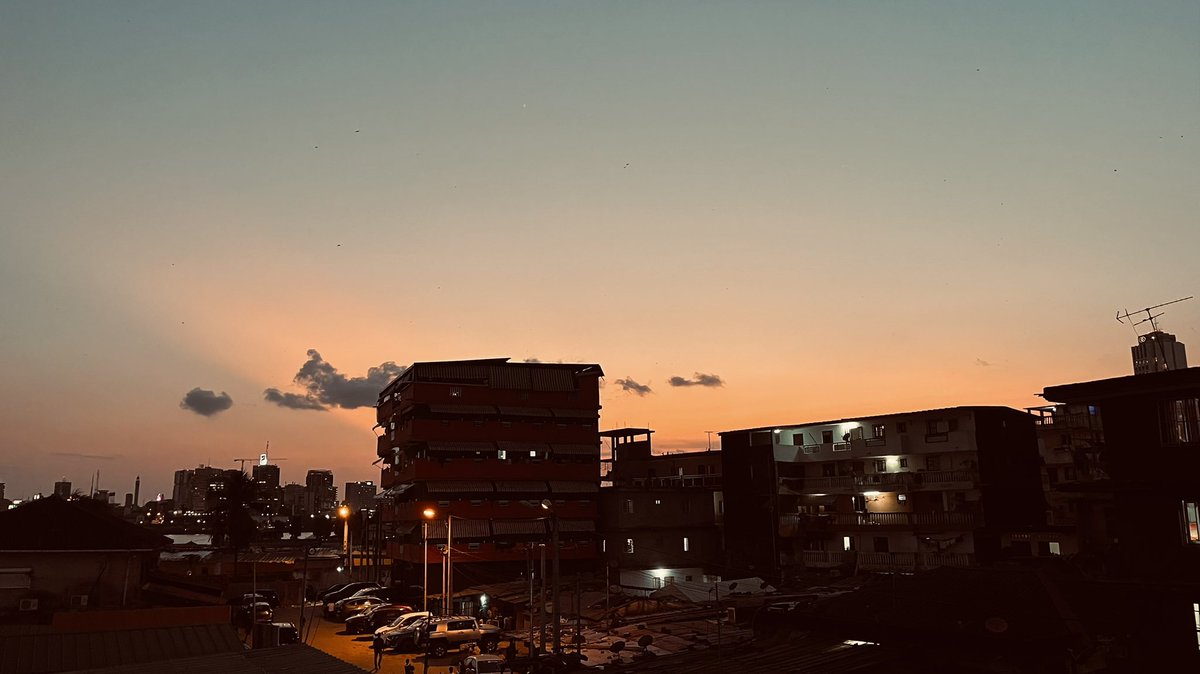 InesAke's tweet photo. Sunset ☀️ https://t.co/CWCEEd4KSX