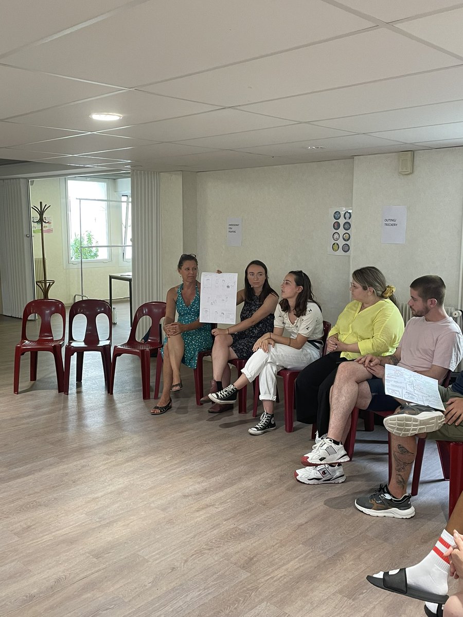 ProtectProject4's tweet photo. Some great presentations today from France, Poland, Cyprus, Türkiye and the UK showing comic strips developed to raise awareness on cyber bullying! #ErasmusPlus #collaboration #youthwork #CyberBullying https://t.co/yjSbk2pkGb