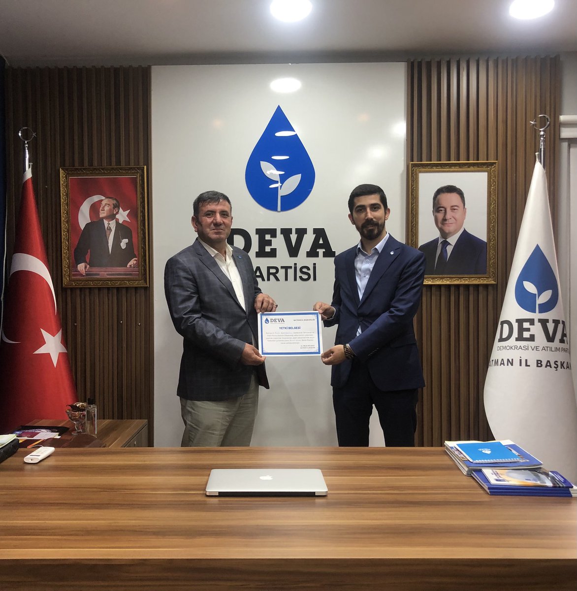kozluktadeva's tweet photo. Deva Partisi Bekirhan Belde Başkanlığına Sn. Mehmet KASAL görevlendirildi. 

Sayın Kasal'ı tebrik ediyor, görevinde başarılar diliyoruz. Bekirhan (kaniyahane) Beldemize hayırlı uğurlu olsun. 

Bekirhan'nın DEVAsı hazır💧🌱🧿

@devapartisi @alibabacan https://t.co/Ek0ean8qBF