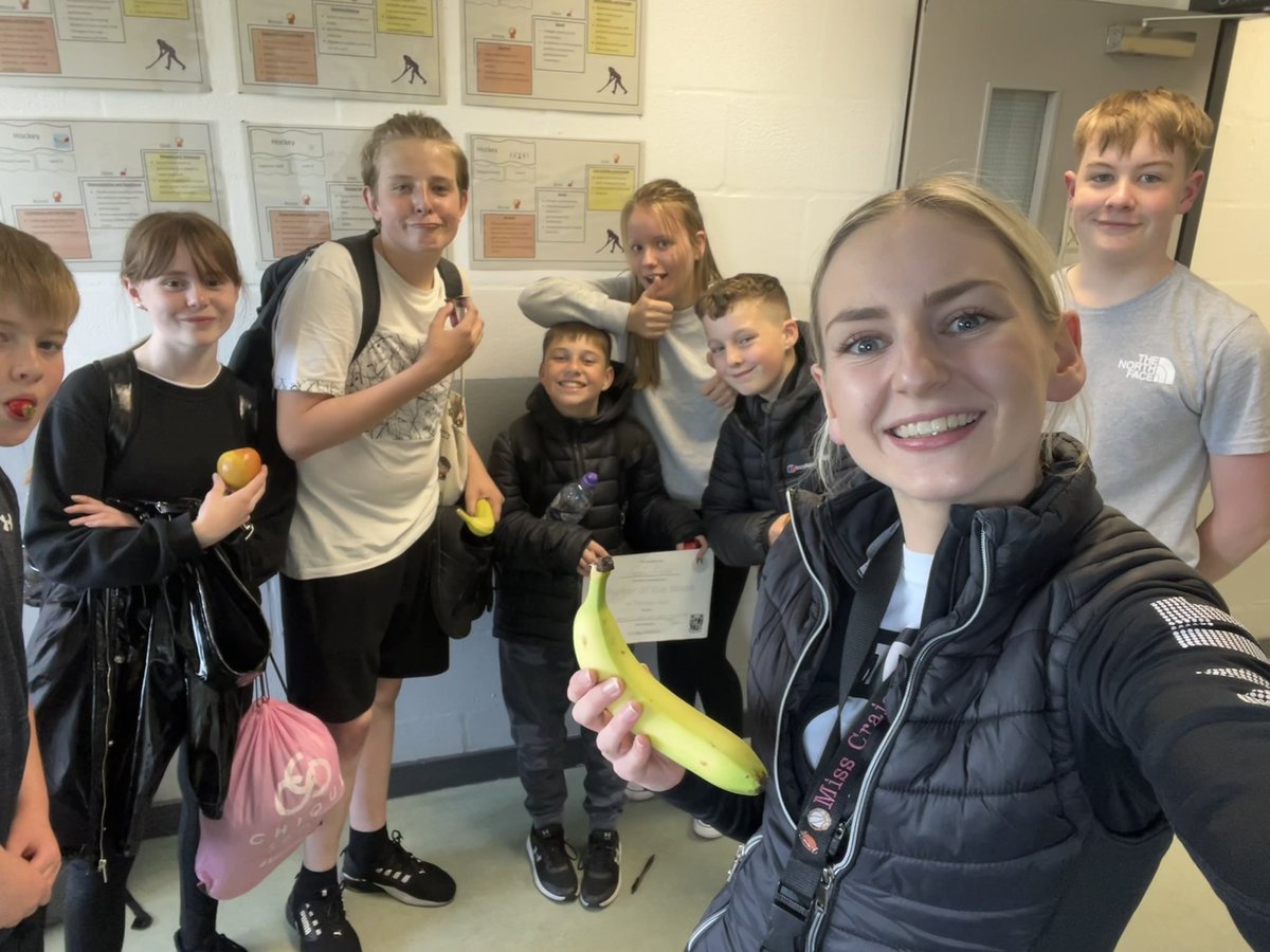 MissCraig_PE's tweet photo. Our last fitness club session for the school year took place after school today. Well done to all attendees &amp; special mention to the leaders for being fabulous every week. WoW winner… 🏋️🏃🏾 https://t.co/rUaSJpS3WD