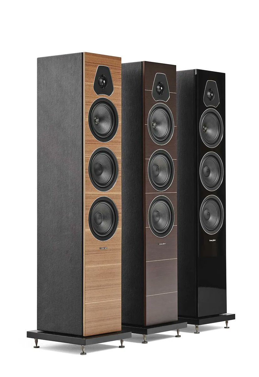 The top-of-the-line towers cost over twice as much as the bookshelf versions I had in my listening room all those months ago, and I was excited to hear how the Lumina line sounded further up the chain. buff.ly/3MNmyQ2