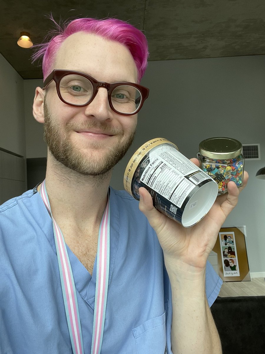 Meet Dr. Blair Peters! He became one of the first surgeons in the WORLD to complete formal academic fellowship training in advanced gender-affirming surgery.  Did it all looking like your queer uncle.  🏳️‍🌈👨‍⚕️❤️
#QueerSurgeon #Pride2022 #HealthEquity #Ally