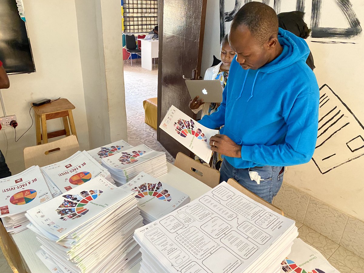 semiyemichael's tweet photo. We are getting set for this year’s #ClimateEducation School Project. We are working in 50 selected schools in 10 States. We want to provide global standard #ClimateEducation for 3000 pupils in the next 6 months with 50 Educators.

Thanks ⁦@TheWorldsLesson⁩ for the support. https://t.co/GzJYiDZbiC