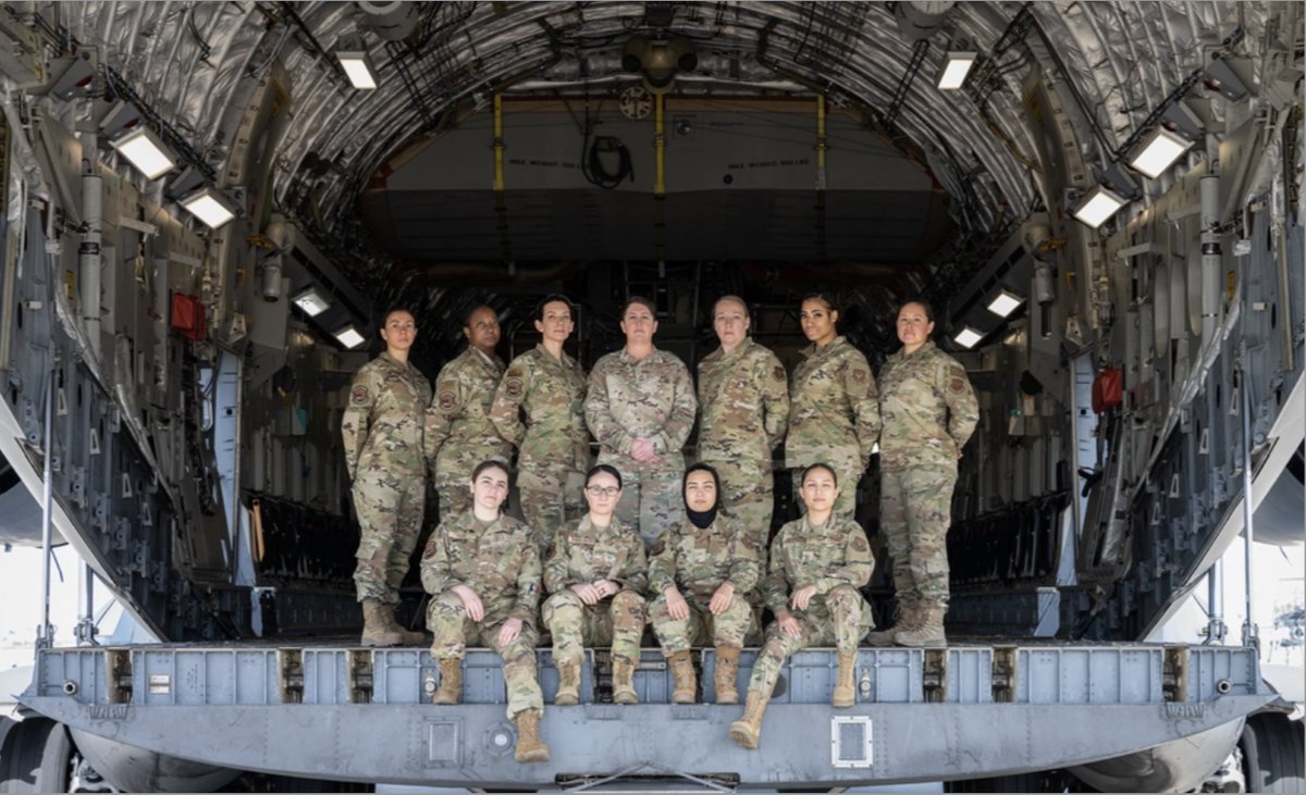 womensmemorial's tweet photo. Happy 247th Birthday to the U.S. Army, established June 14th, 1775! Thank you to all of the great women and men who have served in the U.S. Army, in service and protection of our nation.
#Army #femalevets #womenwhoserve #sheserved https://t.co/2hDLdDETK0