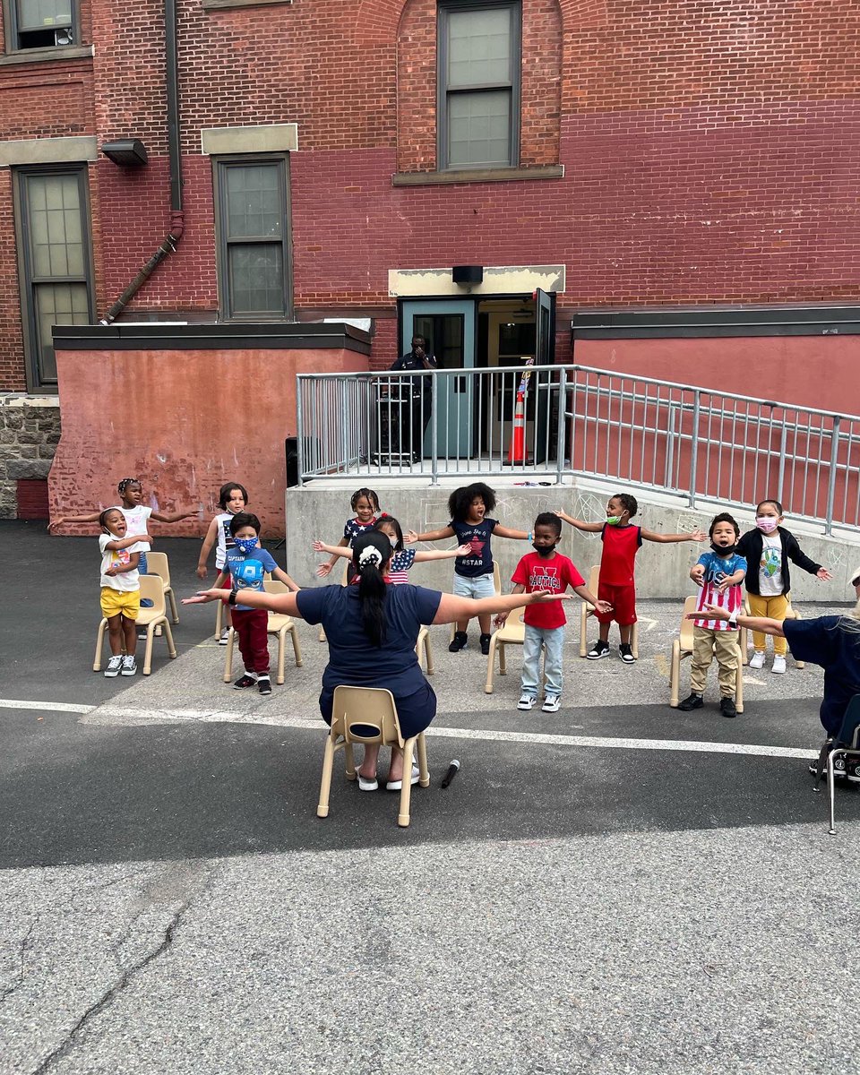 school9pride's tweet photo. Our Pre-K students practicing for their big moving up ceremony!ππ#Graduation #movingupceremony #Yonkerspublicschools #School9
@YonkersSchools
@quezada1229 @RcollinsJudon
@MayorMikeSpano https://t.co/Ym8QU0cx4d