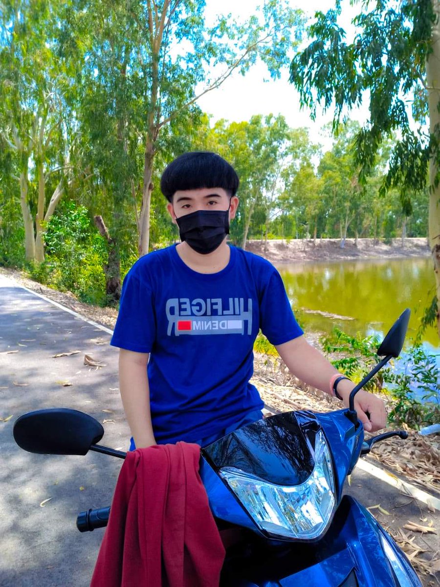 kaew_phun's tweet photo. รับคนแก่ไปเลี้ยงสักคนมั้ย!!🤣55555 https://t.co/Iuq1hlCIvL