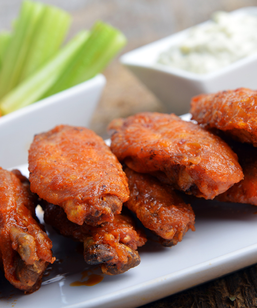 Sandras_WI's tweet photo. Make today delicious with our wings😍
$2 off all appetizers tonight!👌
.
🍽️ Make Your Reservations Now
.
#SandrasOnThePark #WisconsinEats #WisconsinFoodie #MilwaukeeEats #ThingsToDoInMilwaukee #Wine #OrderOnline https://t.co/dU7ZYxZPnK