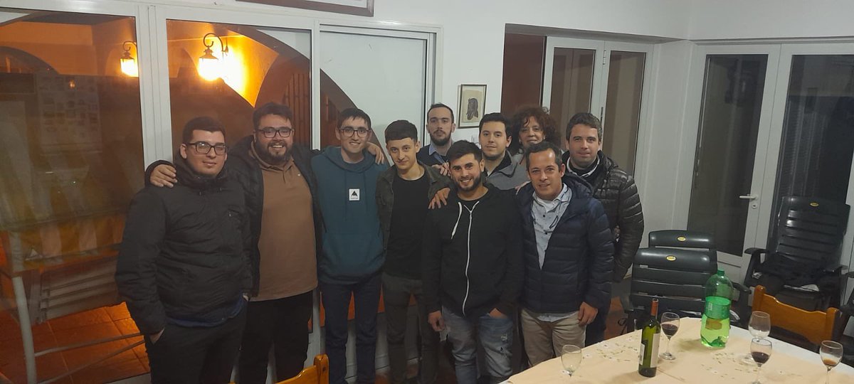 jprocaballito's tweet photo. Gracias al intendente de Pergamino @JMartinezPerga y al Secretario de Modernización, Innovación y tecnología @LMarinoAguirre por invitarme a esta localidad tan maravillosa 🙌🏻

La juventud siempre unida🤜🏻🤛🏻

#JProComuna6 
#JProCiudadBsA https://t.co/7geeQv2CcE