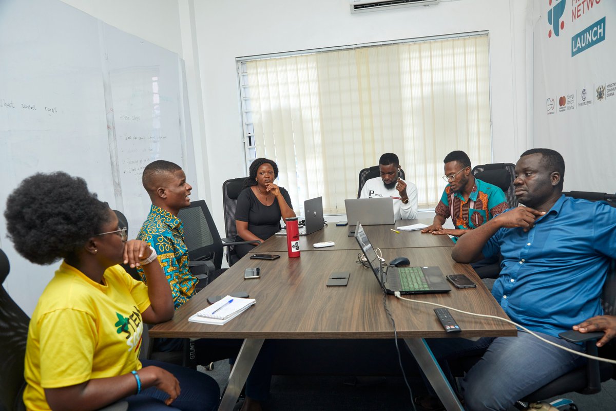 GhanaTechLab's tweet photo. Day 2 of the GIZ Digital Innovation for Disability Inclusion in the Financial sector  Post Hackathon Business Incubation. 

Startups were taken through Product Development by a Software expert at Ghana Tech Lab

#personswithdisabilities 
#supporttheblind
#supportthedeaf
#GIZghana https://t.co/g8hq2fUuY4