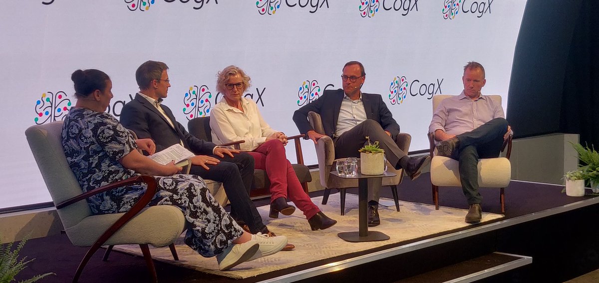 'The US innovates, Asia replicates and Europe regulates' @stephennundy warns that Europe needs local #quantum computing capability, mentioning that UK pensioners' savings are more likely to be invested in US quantum companies that UK companies. #Cogx2022 #LTW2022 @Carolyn_Ten