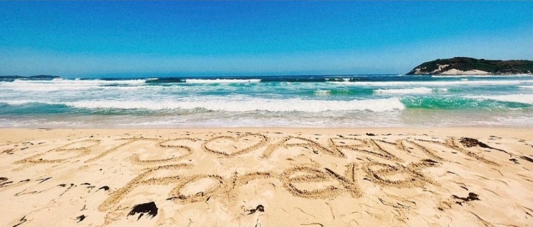 Amem e apoiem ao trabalho dos 7, e assim no dia q eles se reunirem novamente, eles poderem olhar nos olhos um dos outros e se sentirem orgulhosos e realizados, principalmente com eles msm, para então poderem dizer com todas as letras: O BTS ESTÁ DE VOLTA.
#BTSBestFriendsOfMyLife