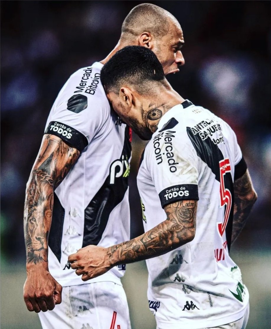 emerson_rocha's tweet photo. Que foto ESPETACULAR! ❤💢 https://t.co/AYnyAqtts2