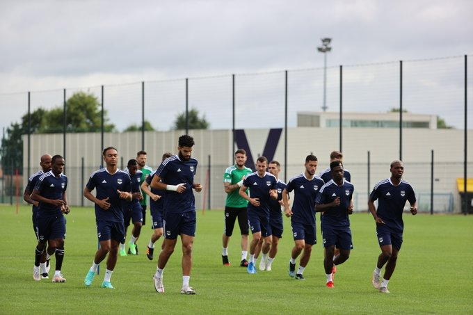 WinamaxSport's tweet photo. C'est déjà la reprise à Bordeaux où les joueurs préparent leur objectif de la saison : l'invincibilité à domicile contre Marseille Consolat en National 1. https://t.co/lhaYoHHX2C