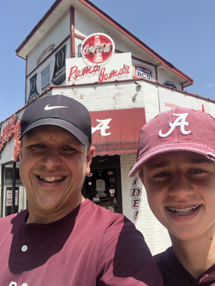 Thompson7Jeremy's tweet photo. Hit some more spots on campus today! @ramajamasAL was fun and good food! We got our Bama stuff, now on to the next adventure! https://t.co/ugvpYjvzWK