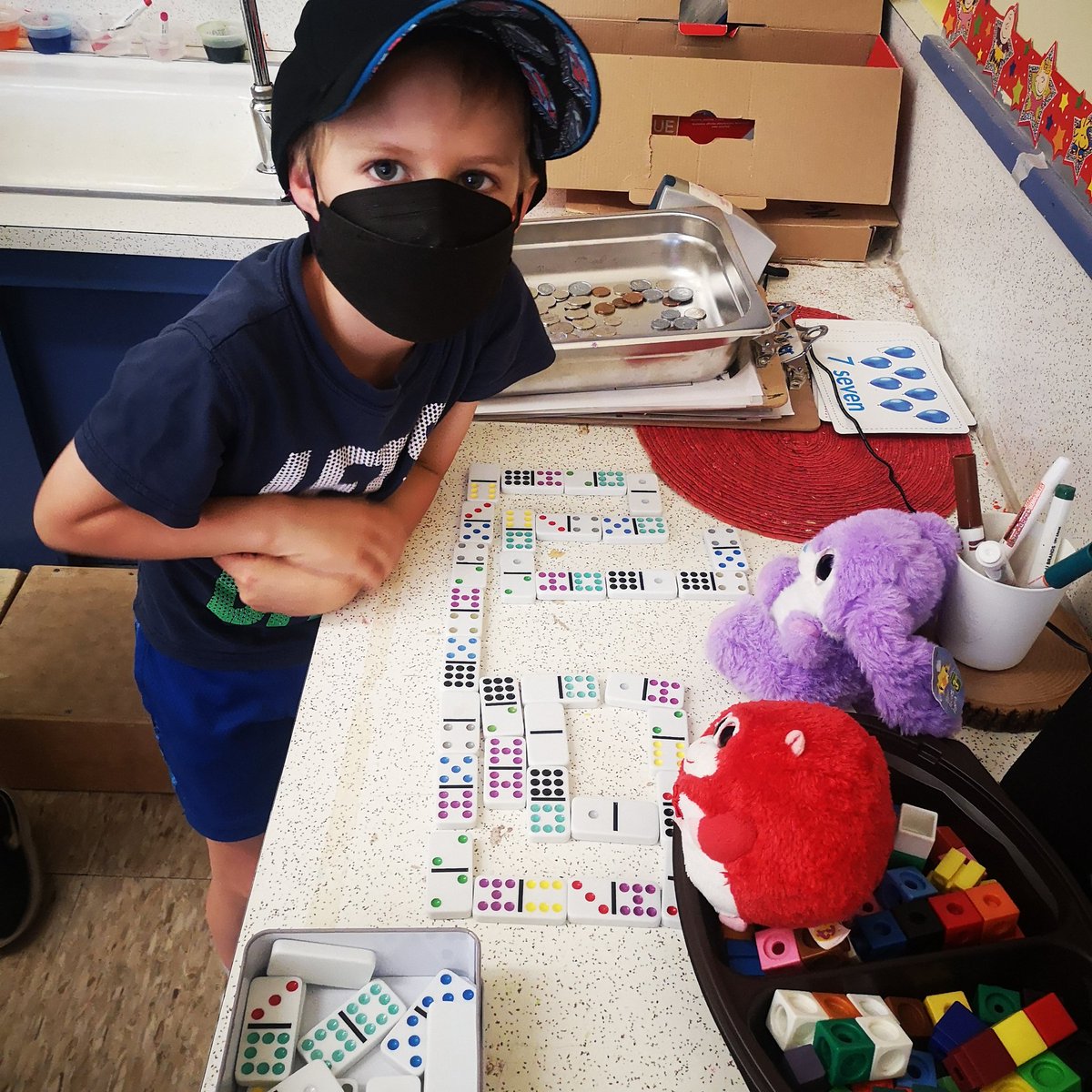 MsGiovannaSalas's tweet photo. Finding different ways to get "9". #mathinkindergarten https://t.co/RYxJlOb63J