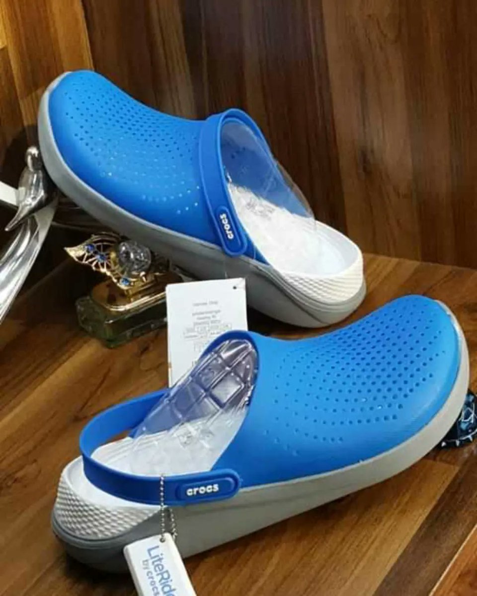 shopwithtet1's tweet photo. C R O C S AVAILABLE
PRICE: N13,500
Nationwide deliveries
Minna📌
Please retweet 

#BURNABOY𓃵 #Burnaboy #olosho #HappeningNow #ckay #Jumia10years #YetToCome #iPhone #Papaya https://t.co/iLleUCpfJG