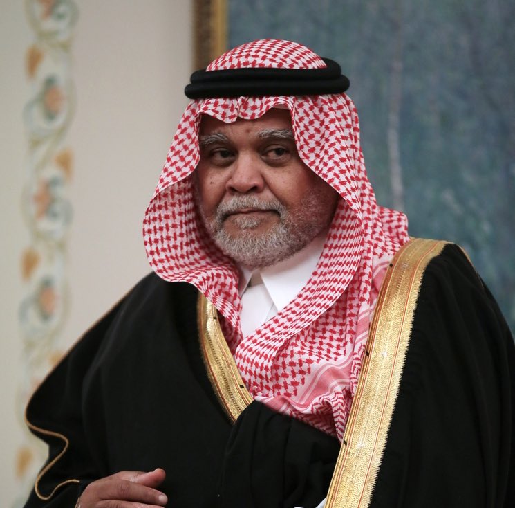 S_H_188's tweet photo. " إعتدنا أن نسمع هجوماً ضدنا من جميع المرشحين للرئاسة الأمريكيّة ، وما ان يصلوا للبيت الأبيض ، يُسارعوا بالاتصال بنا والعمل معنا ، لأنهم يعرفون من نكون ".

- بندر بن سلطان 🇸🇦 https://t.co/cePN45AGaN