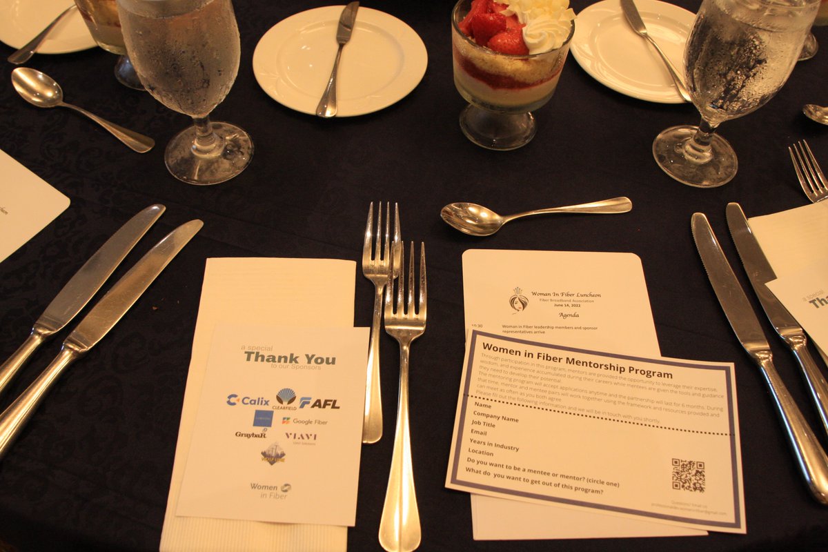 CalixHQ's tweet photo. Calix is proud to be a sponsor of the Women in Fiber Luncheon at #FiberConnect2022! @fiberbroadband https://t.co/Did6FlYVdr