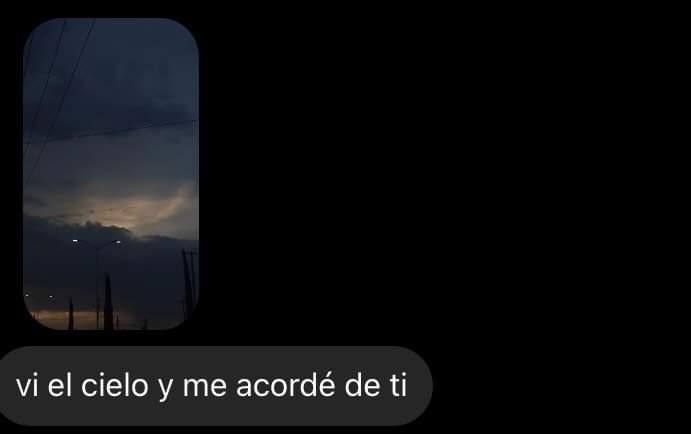 arr_mgg's tweet photo. y enamorarme es bien fácil... https://t.co/PNljcxYSJi