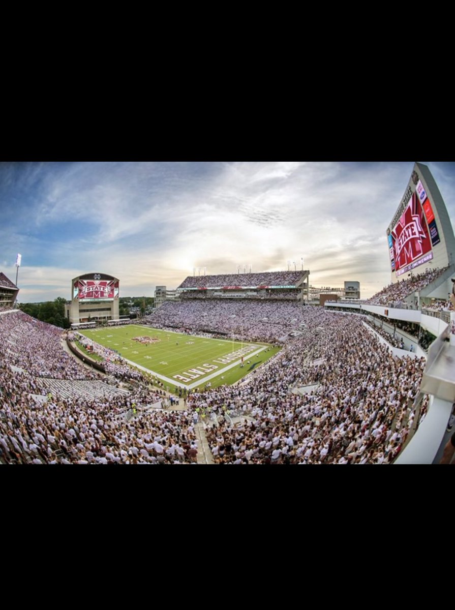 DrelonMiller's tweet photo. After a conversation with @SpurrierCoach 
I’m blessed to have earned an offer from Mississippi State University #GoBulldogs #HailState 🐶 #DrelonFromSilsbeeTx @ChrisMi49712024 @CoachSmith1234 https://t.co/aka1ztqXb6