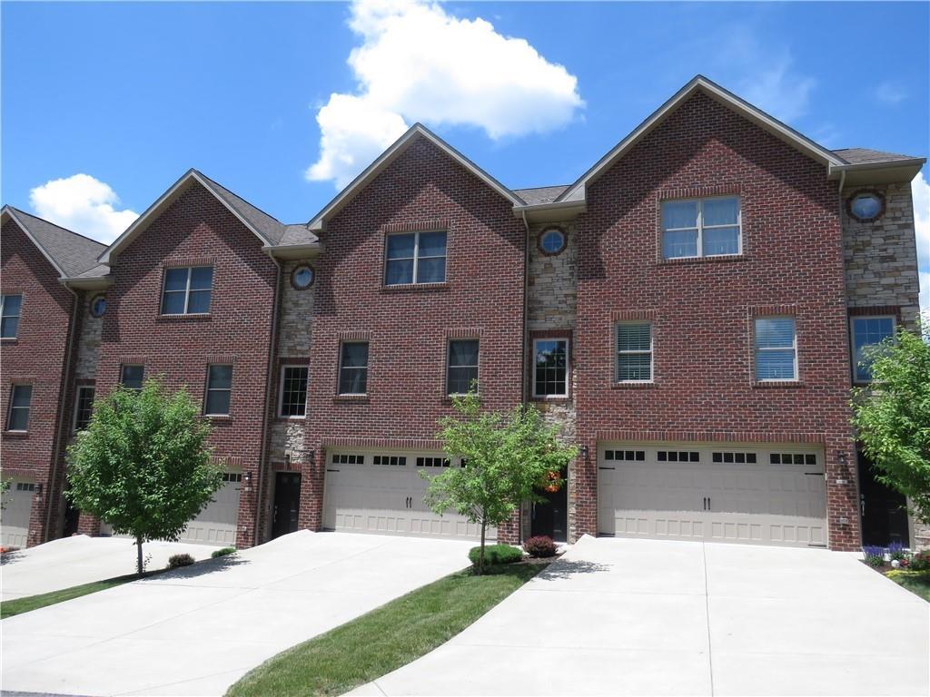 ReMaxPittsburgh's tweet image. New Listing! $299,900.00, 3BR, 3BA, 556 Chesnic Drive, North Strabane, PA 15317, Full Details 150492733.homesconnect.com/Listing/317418…